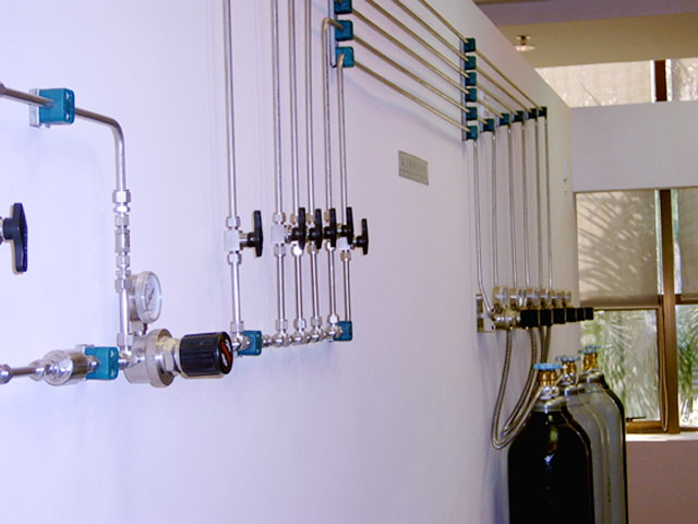 實(shí)驗(yàn)室供氣系統(tǒng)