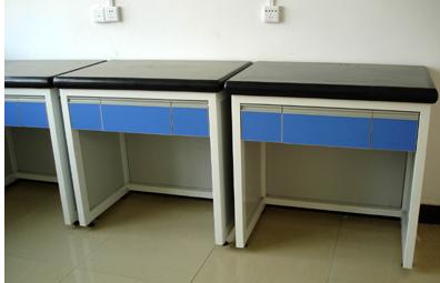 實(shí)驗(yàn)室天平臺(tái)